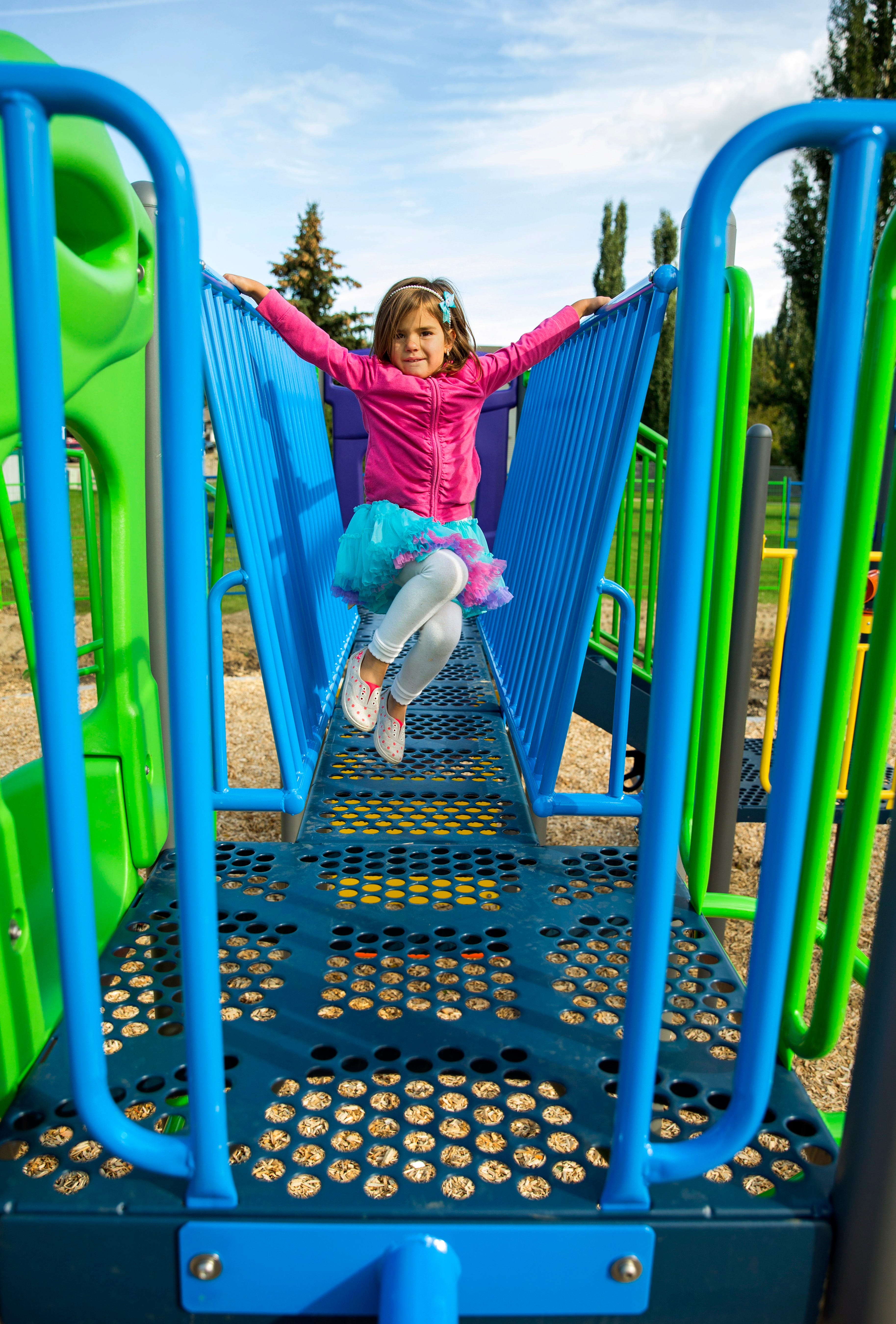 Fieldstone Park Playground - Edmonton, CAN