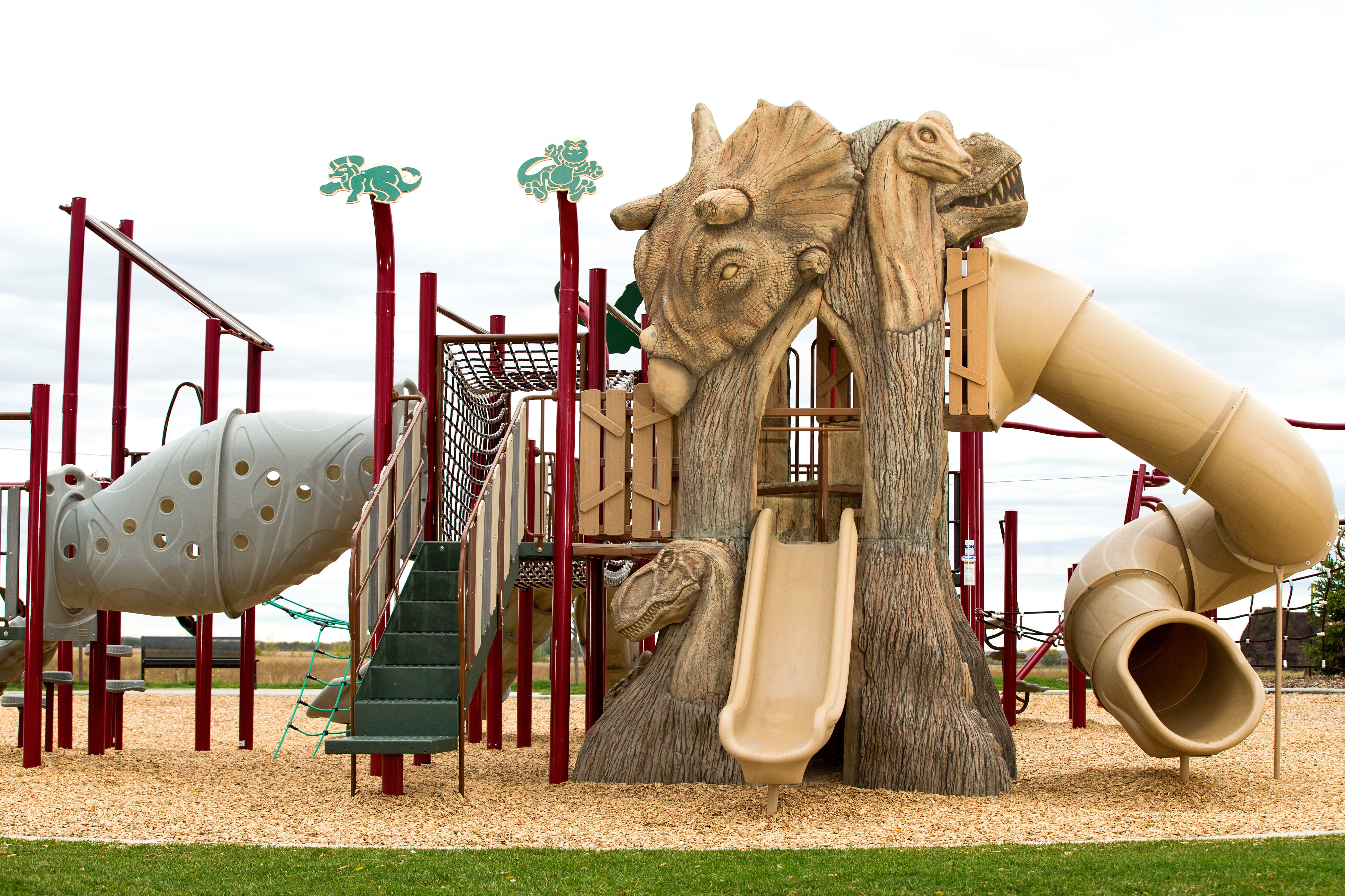 Meadowview Dinosaur Park - Edmonton, CAN