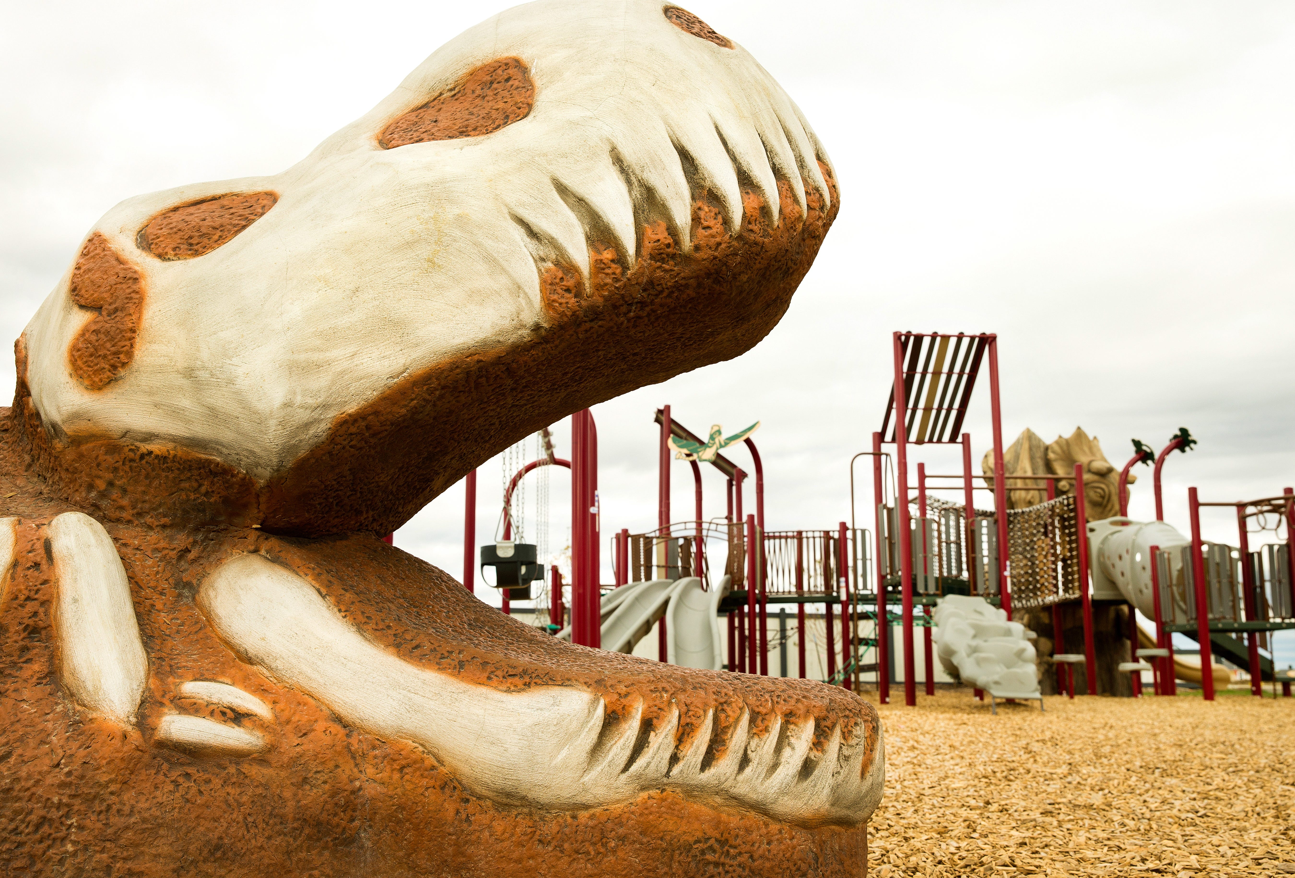Meadowview Dinosaur Park - Edmonton, CAN