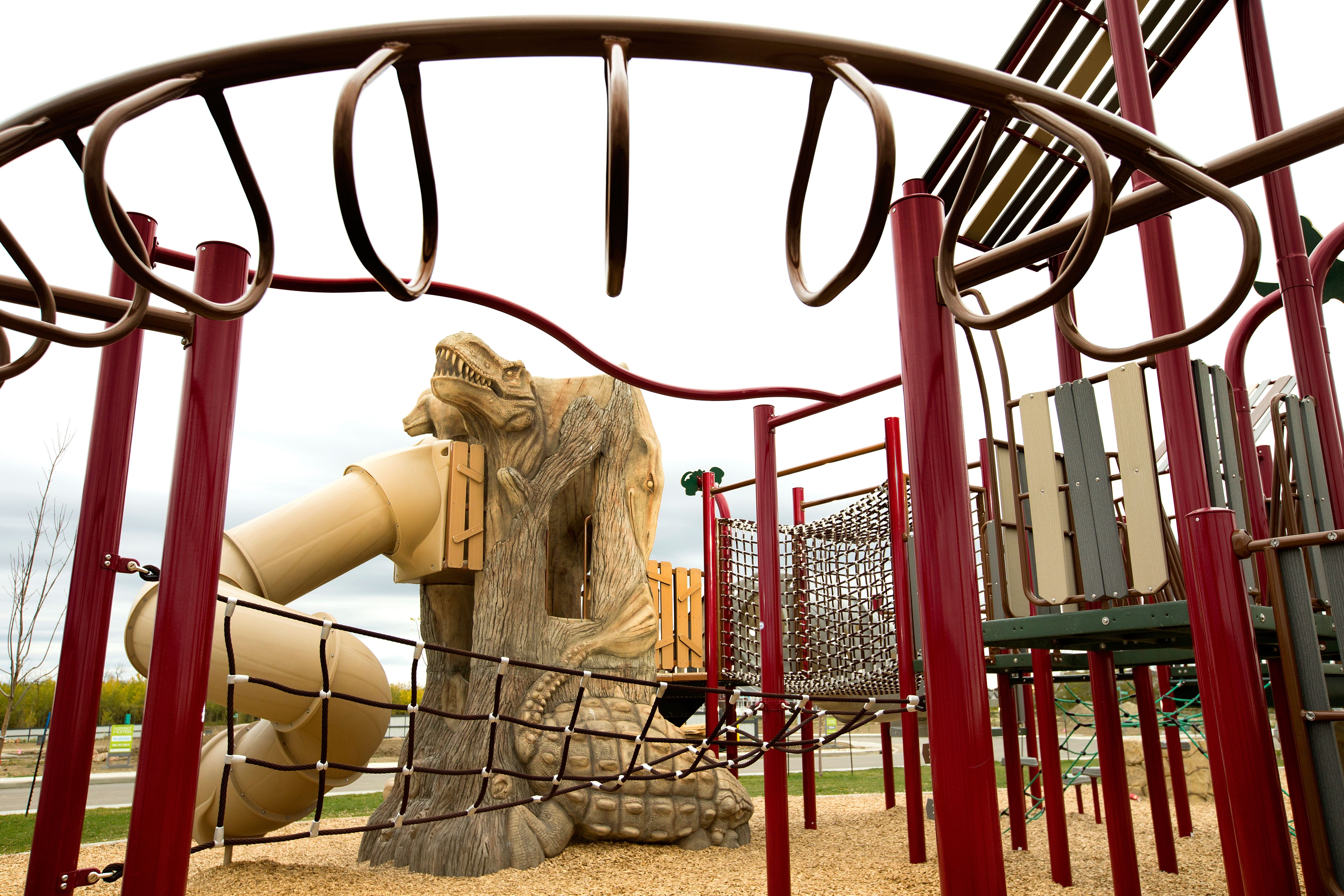 Meadowview Dinosaur Park - Edmonton, CAN