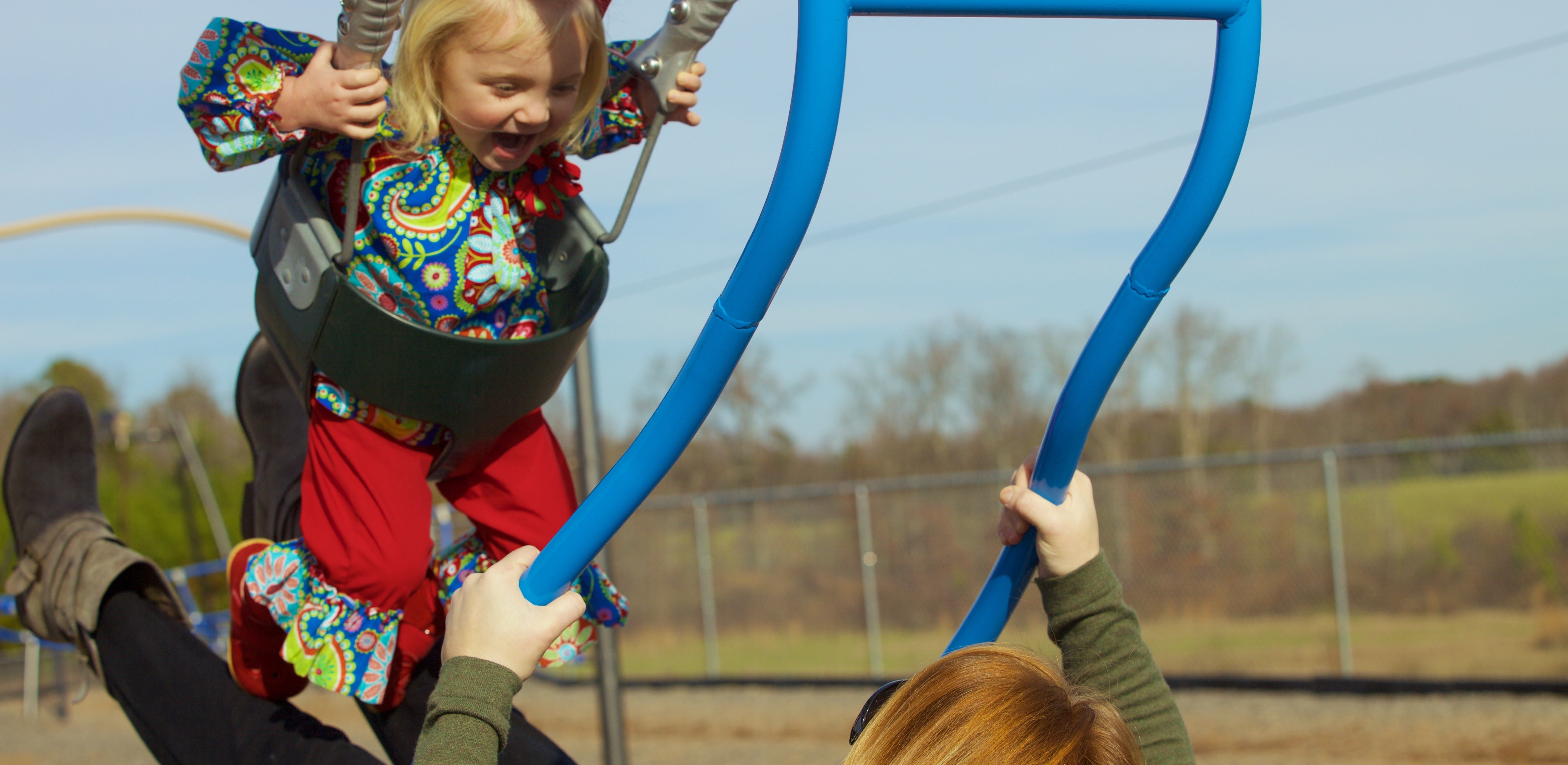 Expression Swing Goes Global