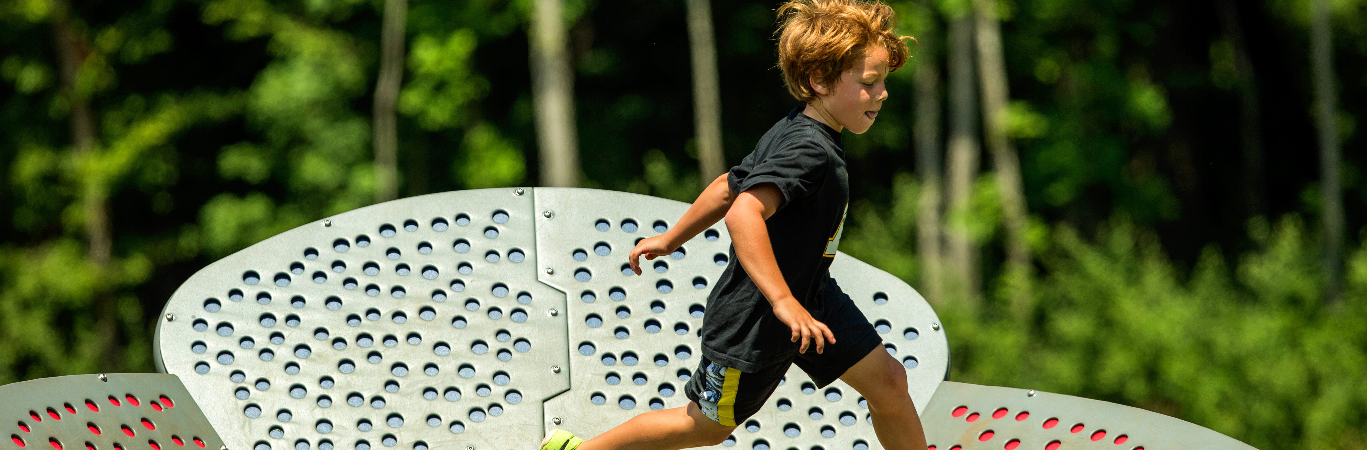 Outdoor Obstacle Courses in Minnesota Bring Competitive Fun and Fitness to All Generations